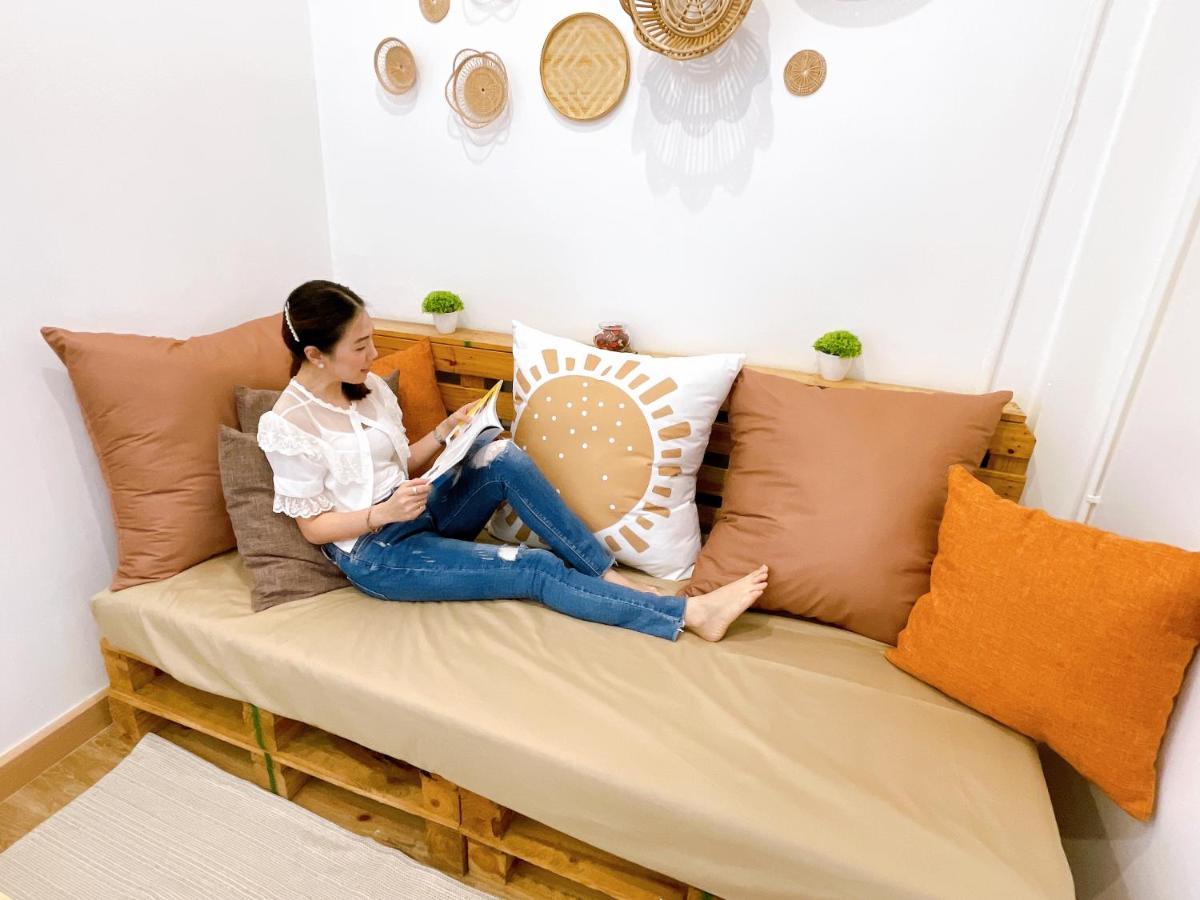Lively And Cozy Canal House ,Entire House Bangkok Eksteriør bilde
