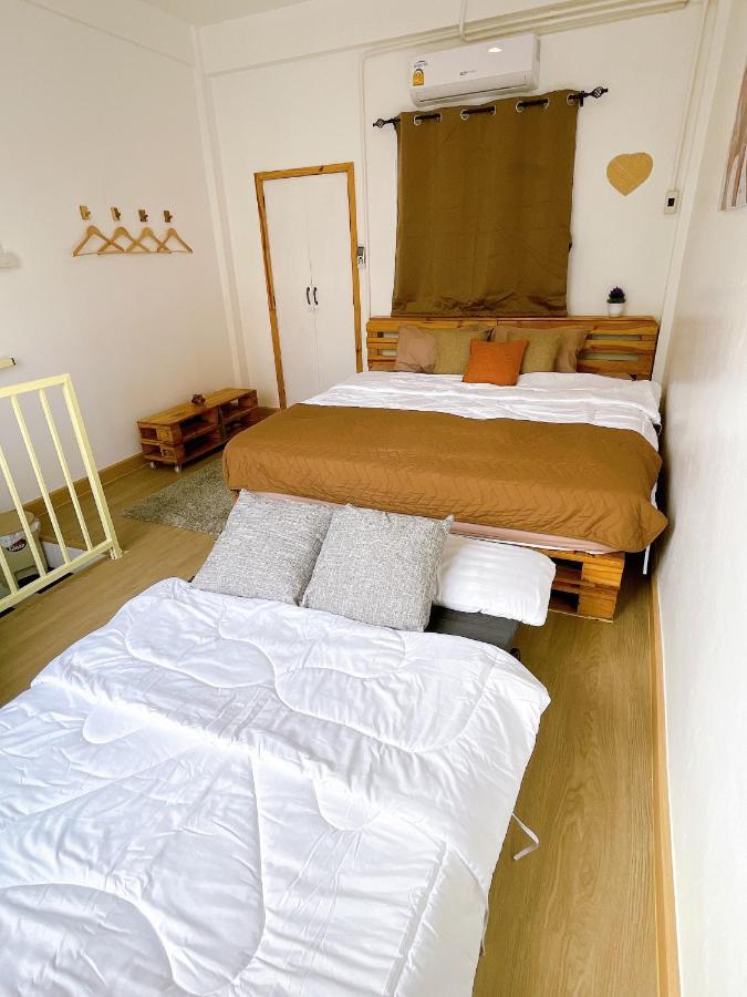Lively And Cozy Canal House ,Entire House Bangkok Eksteriør bilde